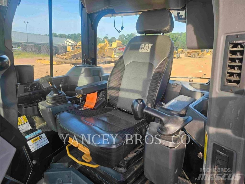 CAT D620VP Buldožeri gusjeničari