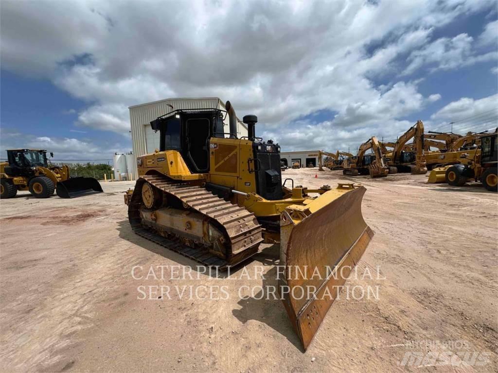 CAT D620XEVP Buldožeri gusjeničari