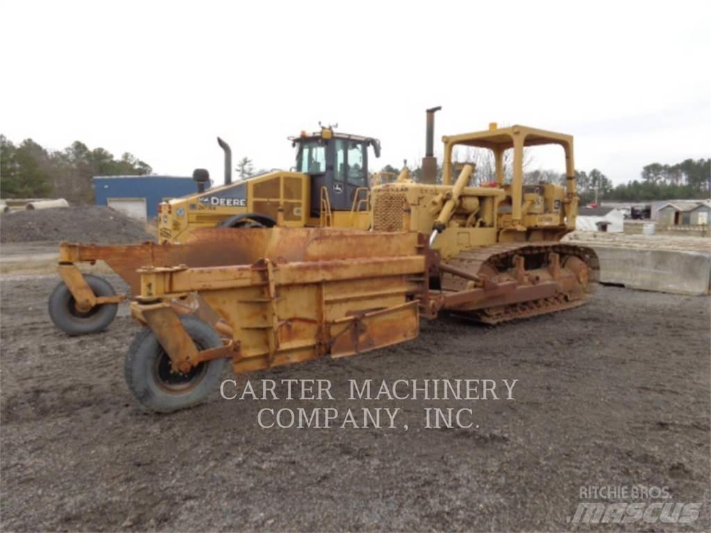 CAT D6C Buldožeri gusjeničari