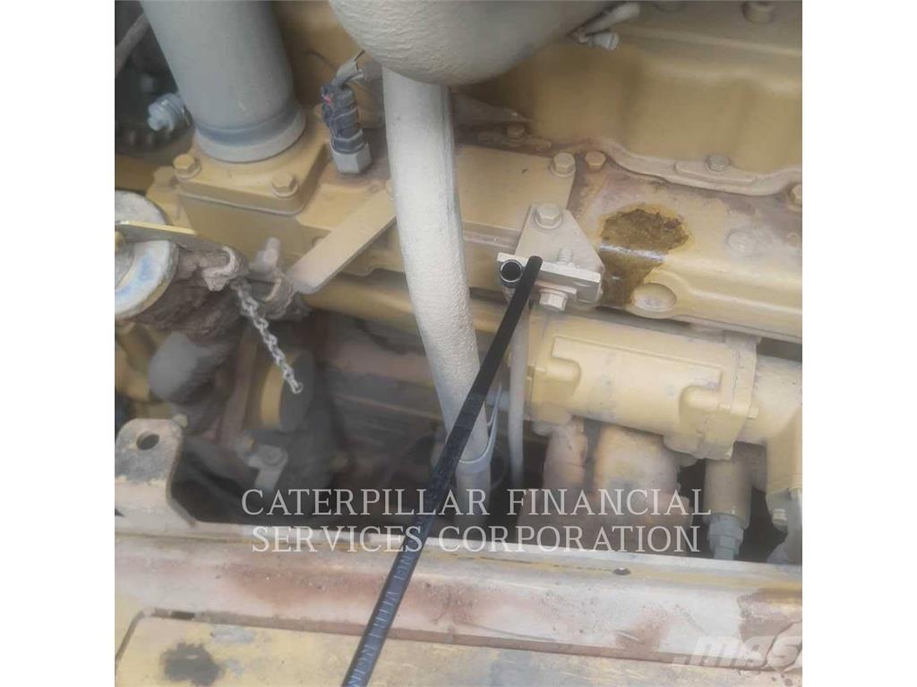 CAT D6GC Buldožeri gusjeničari