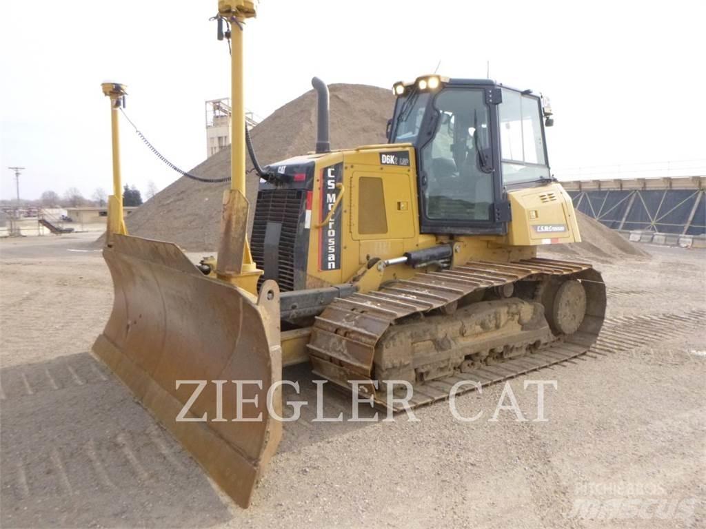 CAT D6K2 Buldožeri gusjeničari