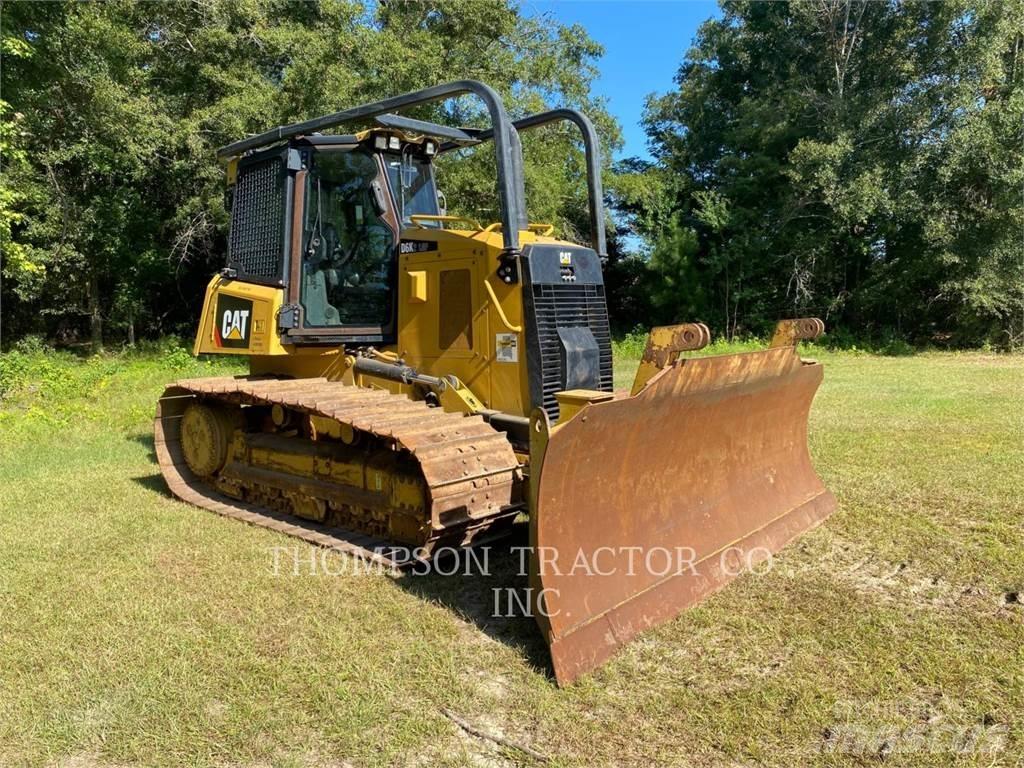 CAT D6K2 Buldožeri gusjeničari