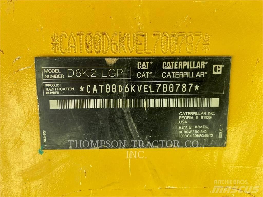 CAT D6K2 Buldožeri gusjeničari