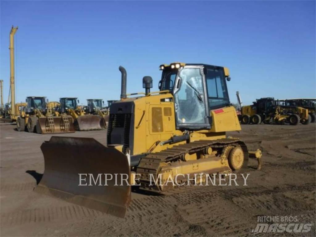 CAT D6K2 ARO Buldožeri gusjeničari