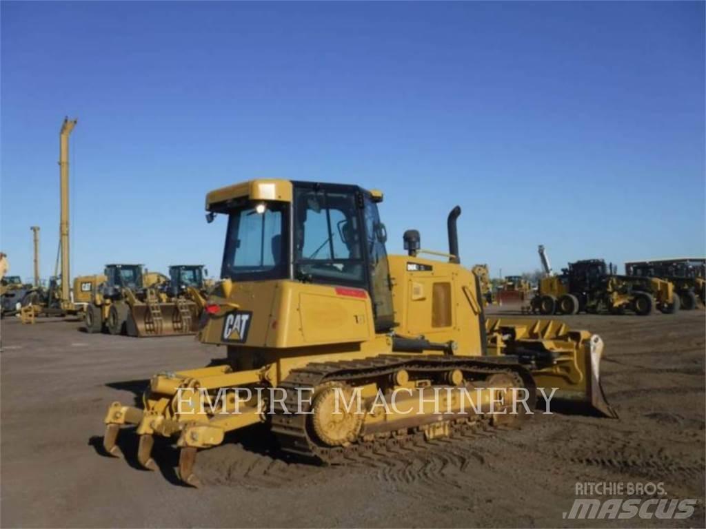 CAT D6K2 ARO Buldožeri gusjeničari