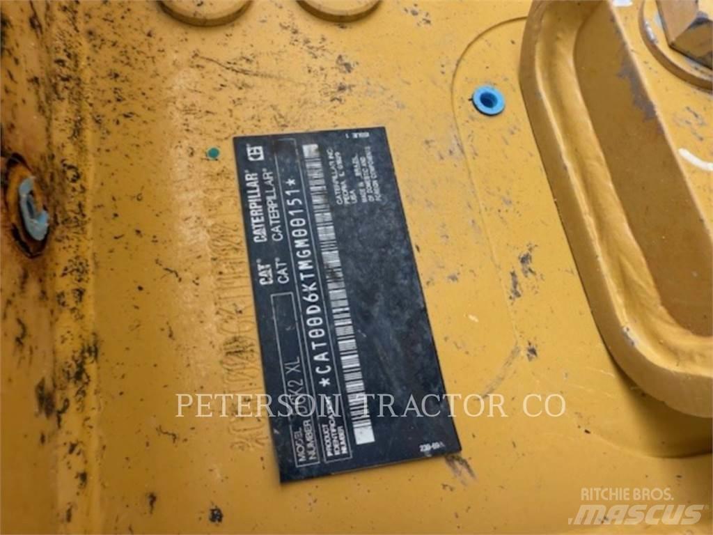 CAT D6K2 XL Buldožeri gusjeničari