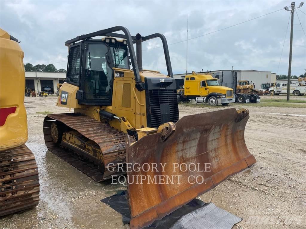 CAT D6K2LGP Buldožeri gusjeničari