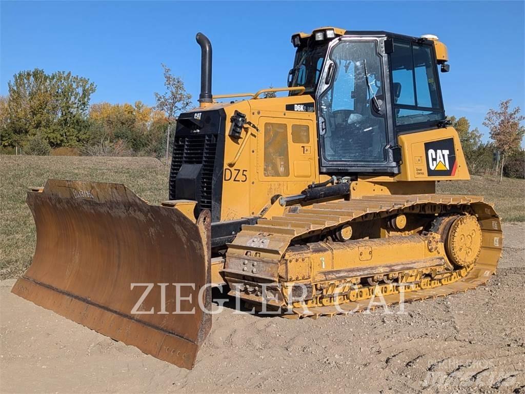 CAT D6K2LGP Buldožeri gusjeničari