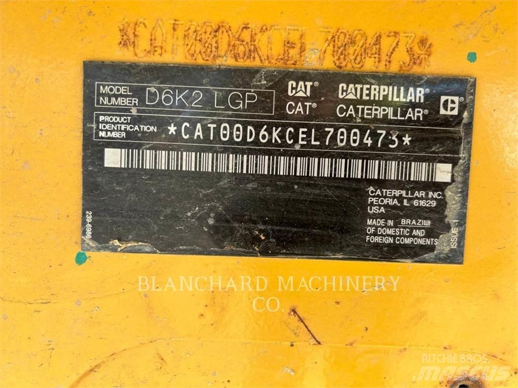 CAT D6K2LGP Buldožeri gusjeničari
