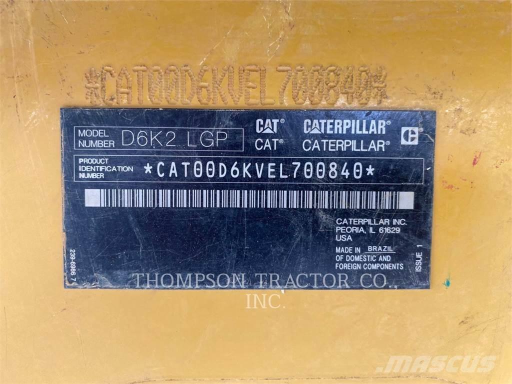 CAT D6K2LGP Buldožeri gusjeničari
