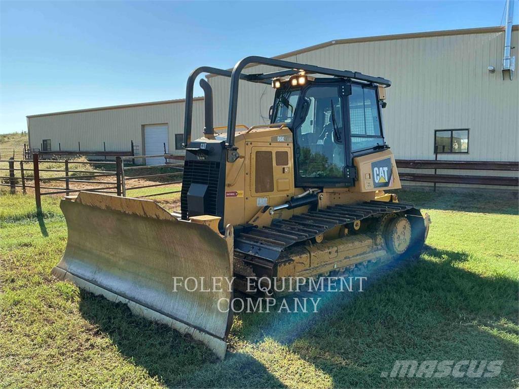 CAT D6K2LGP Buldožeri gusjeničari