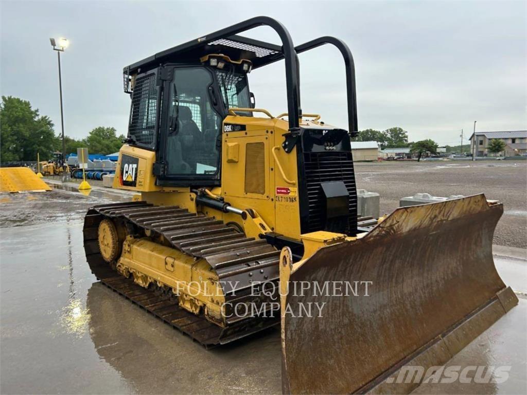CAT D6K2LGPA Buldožeri gusjeničari