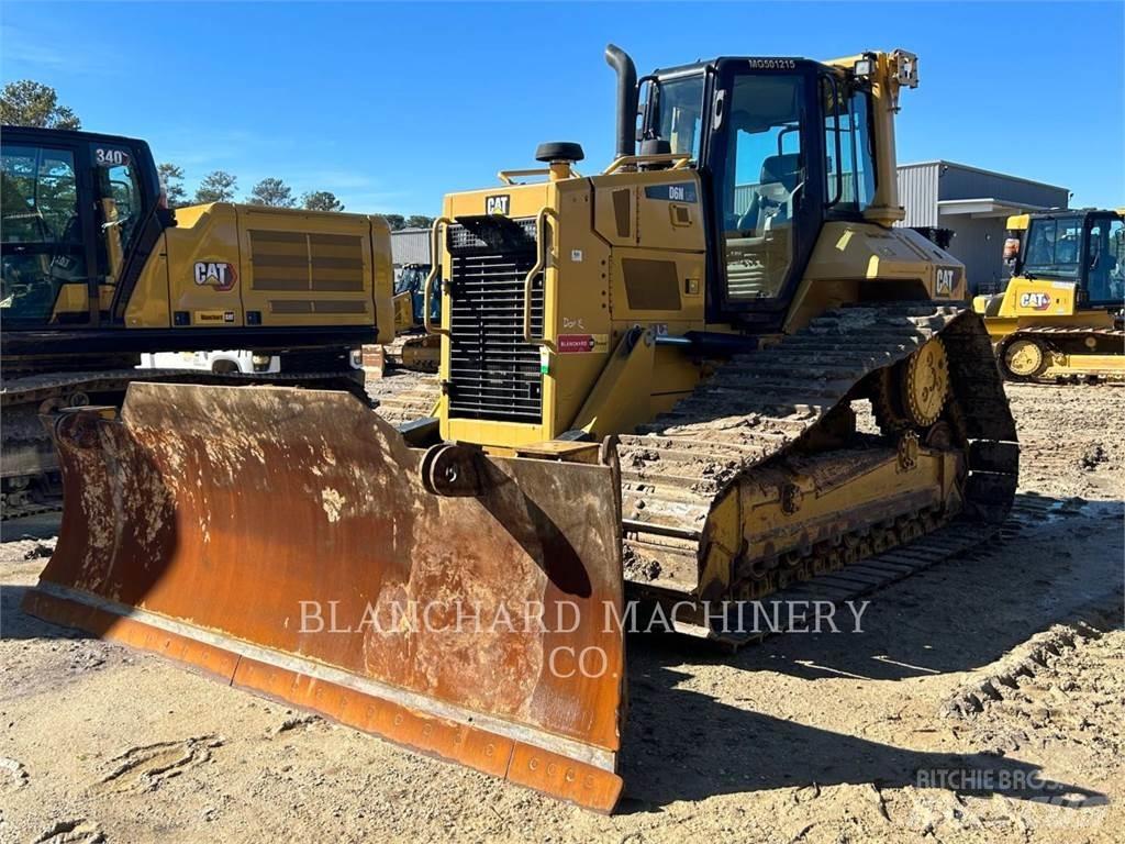 CAT D6N L1AA Buldožeri gusjeničari