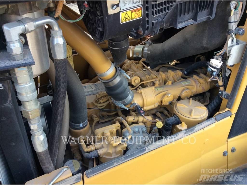 CAT D6N LGP PL Buldožeri gusjeničari
