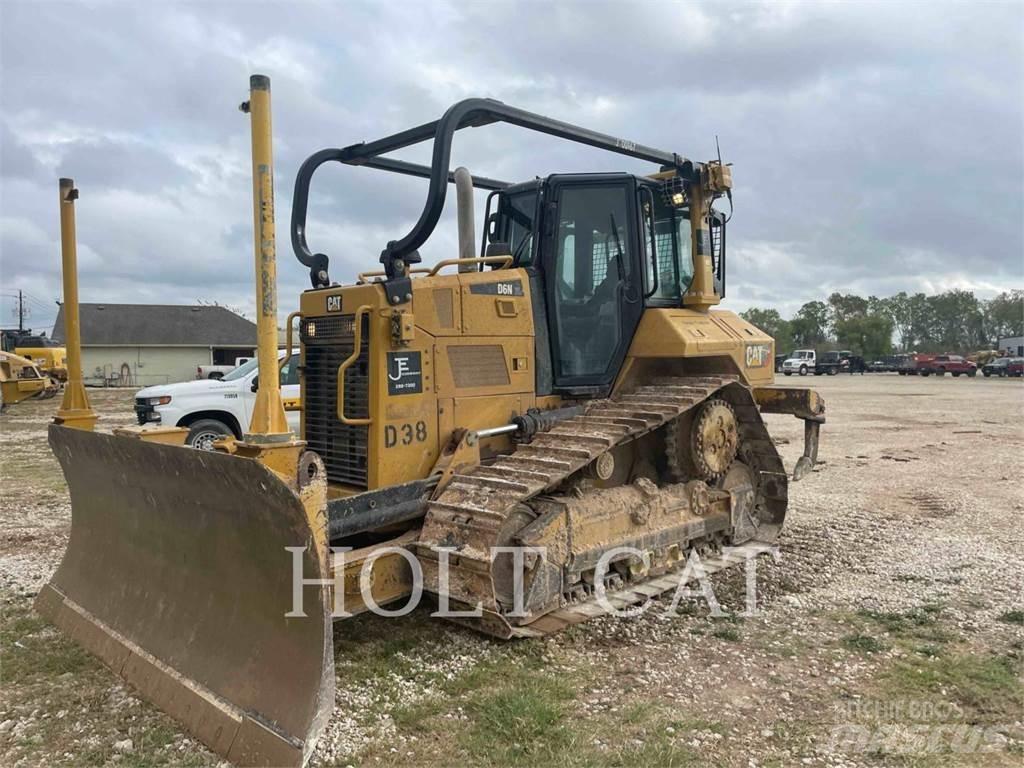 CAT D6N XL Buldožeri gusjeničari
