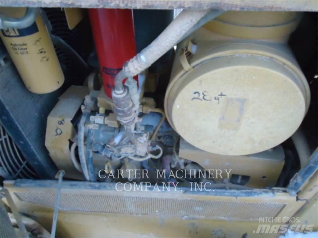 CAT D6NLGP Buldožeri gusjeničari