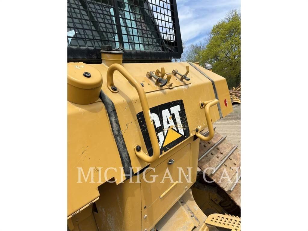 CAT D6NLGP Buldožeri gusjeničari