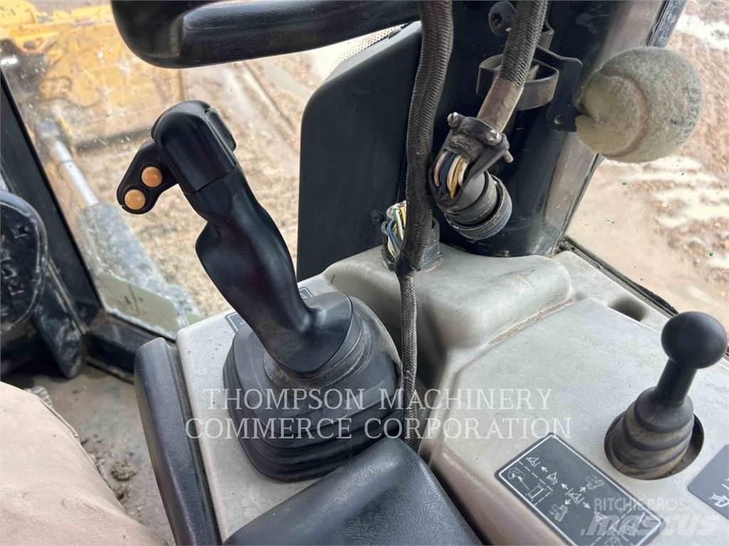 CAT D6NLGP Buldožeri gusjeničari