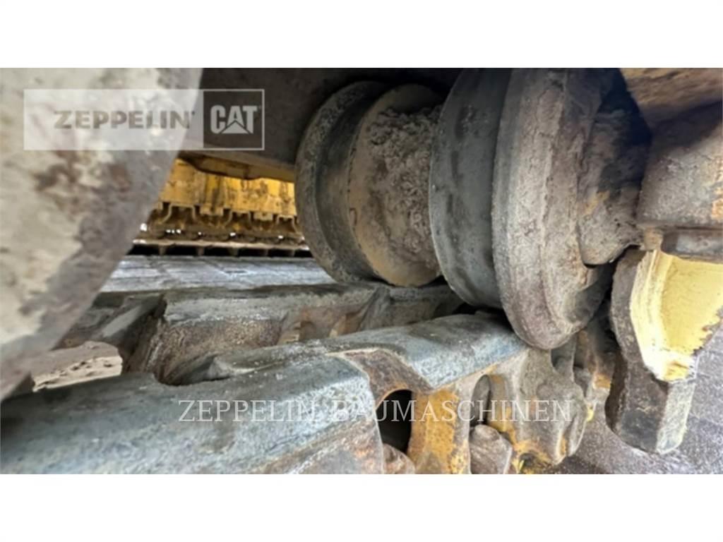 CAT D6NMP Buldožeri gusjeničari