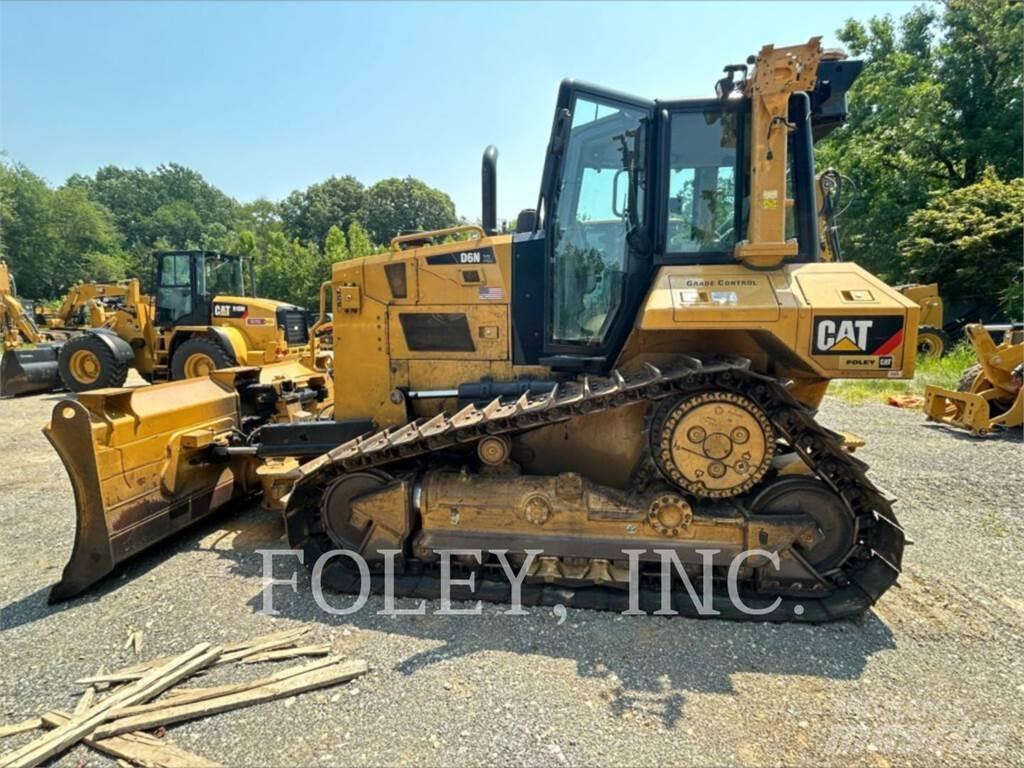 CAT D6NXL Buldožeri gusjeničari
