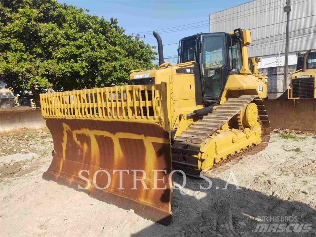 CAT D6NXL Buldožeri gusjeničari