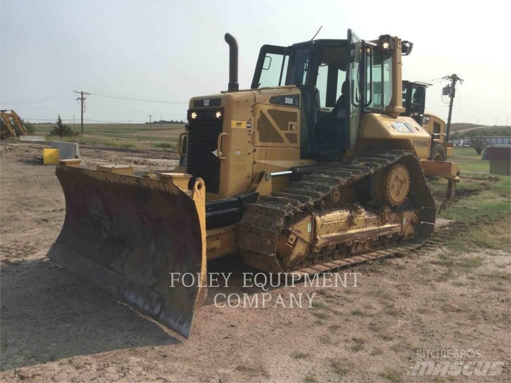 CAT D6NXL Buldožeri gusjeničari