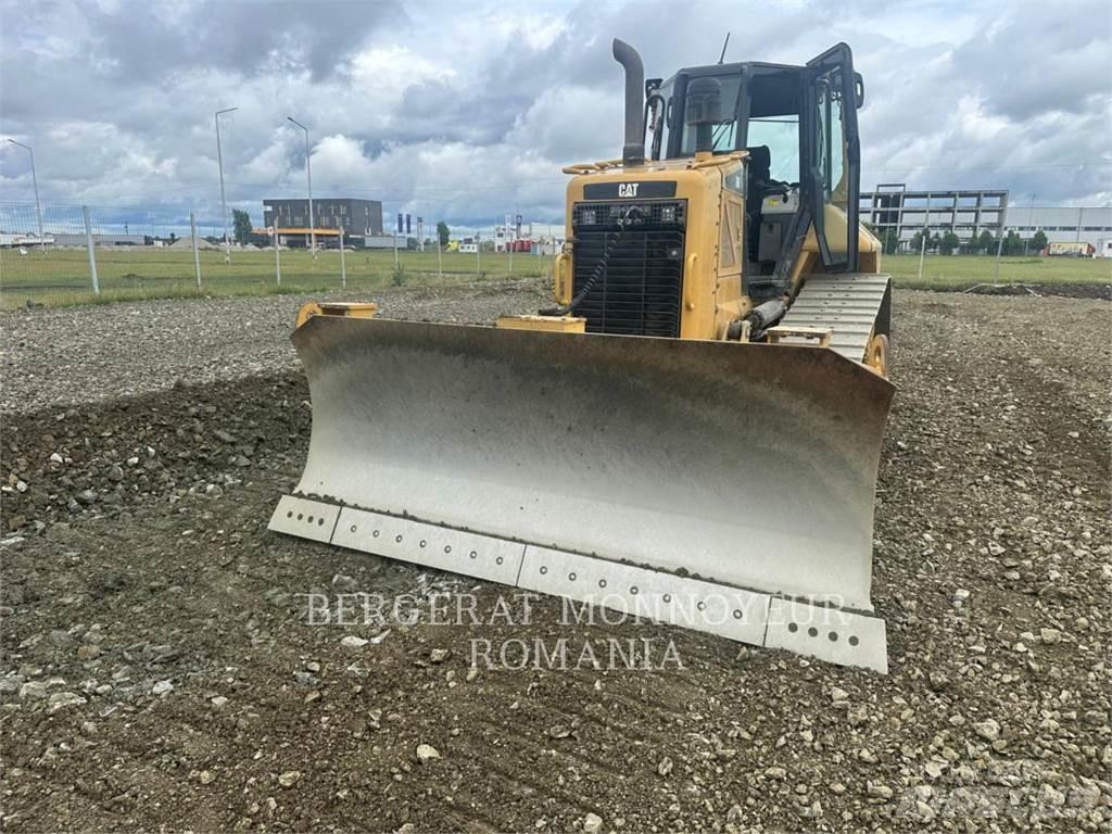 CAT D6NXL Buldožeri gusjeničari