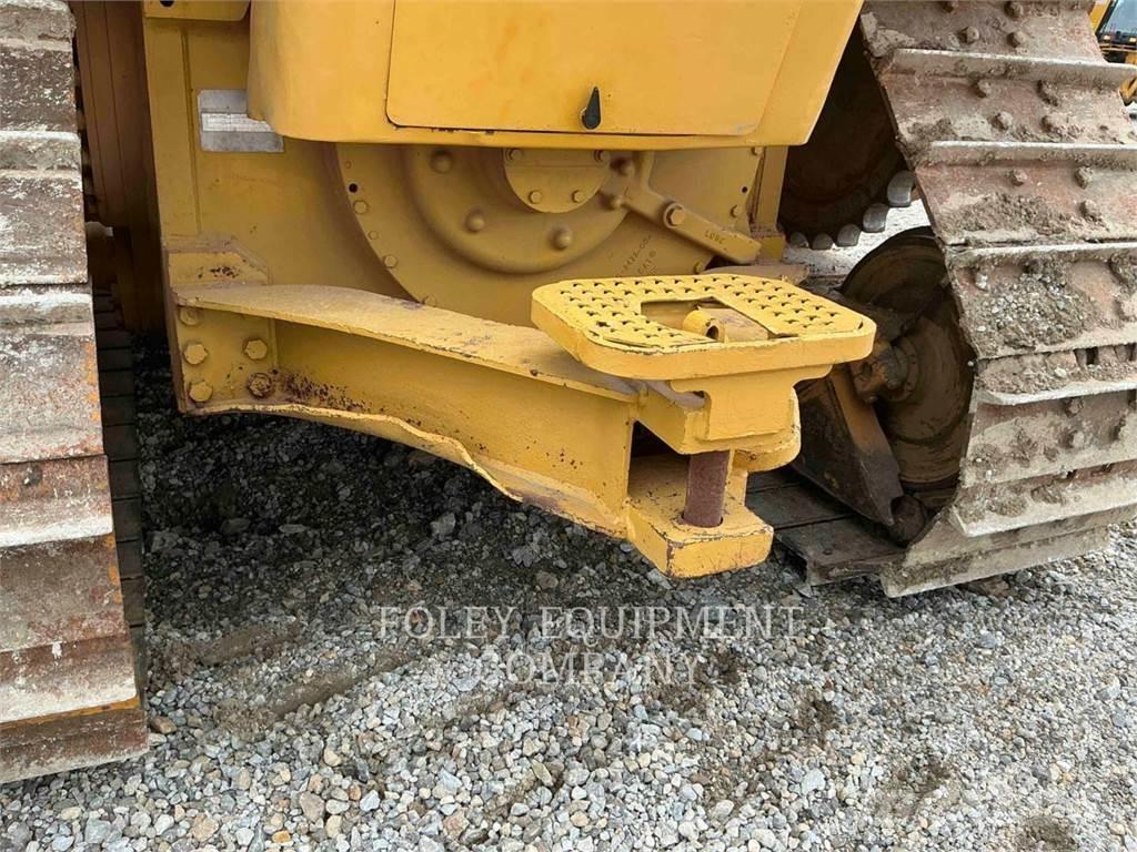 CAT D6NXL Buldožeri gusjeničari