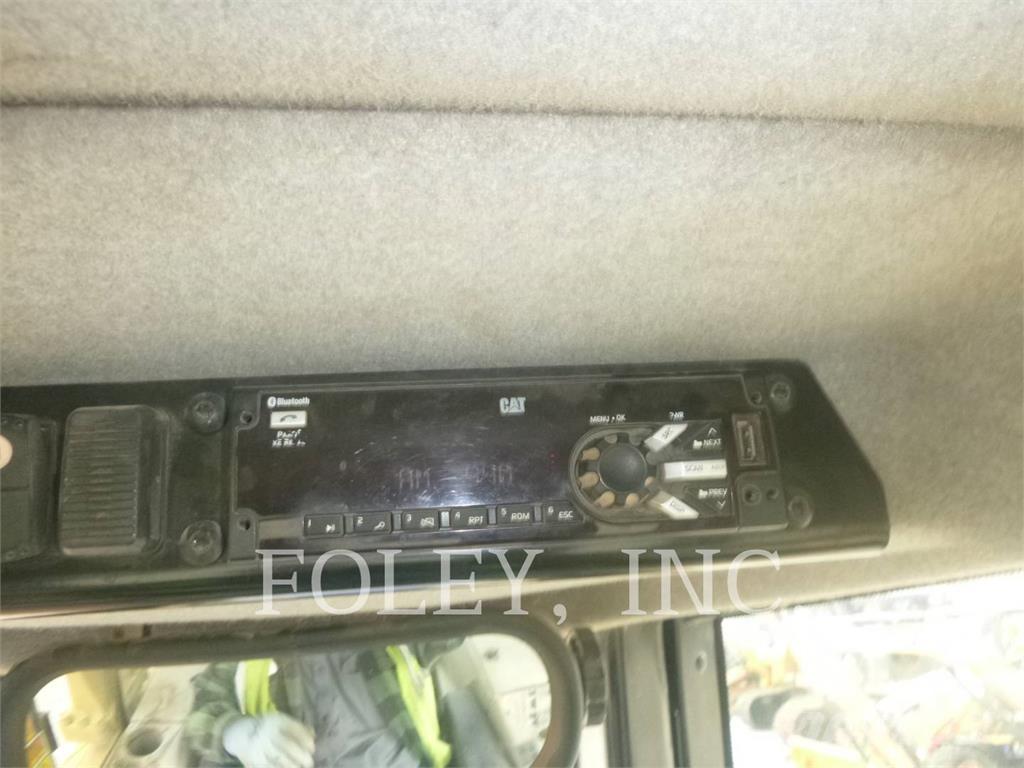 CAT D6NXL Buldožeri gusjeničari