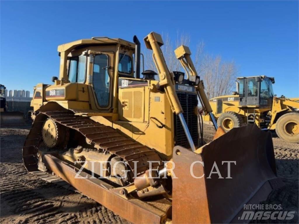 CAT D6R Buldožeri gusjeničari