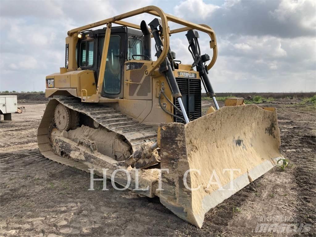 CAT D6T Buldožeri gusjeničari
