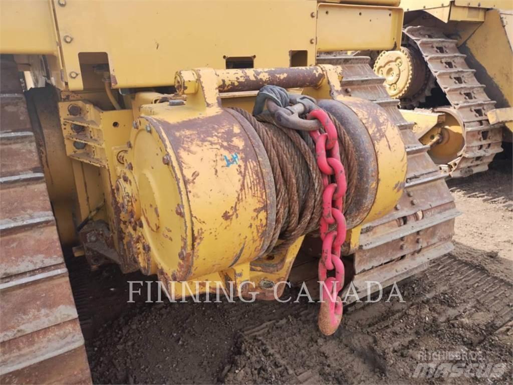 CAT D6T Buldožeri gusjeničari