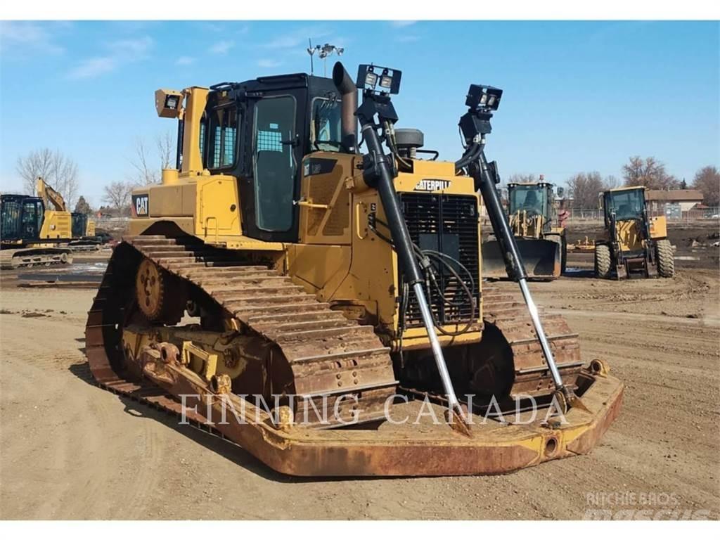 CAT D6T Buldožeri gusjeničari