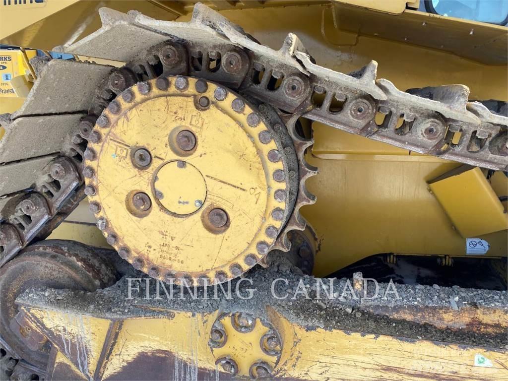 CAT D6T Buldožeri gusjeničari