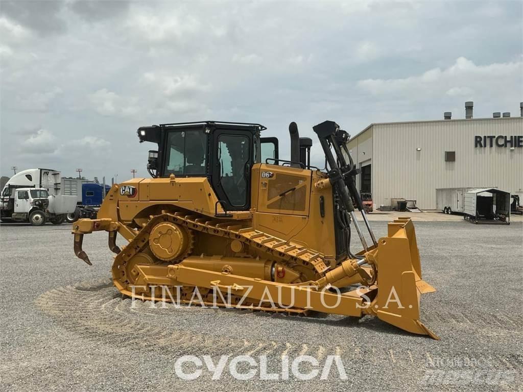 CAT D6T Buldožeri gusjeničari