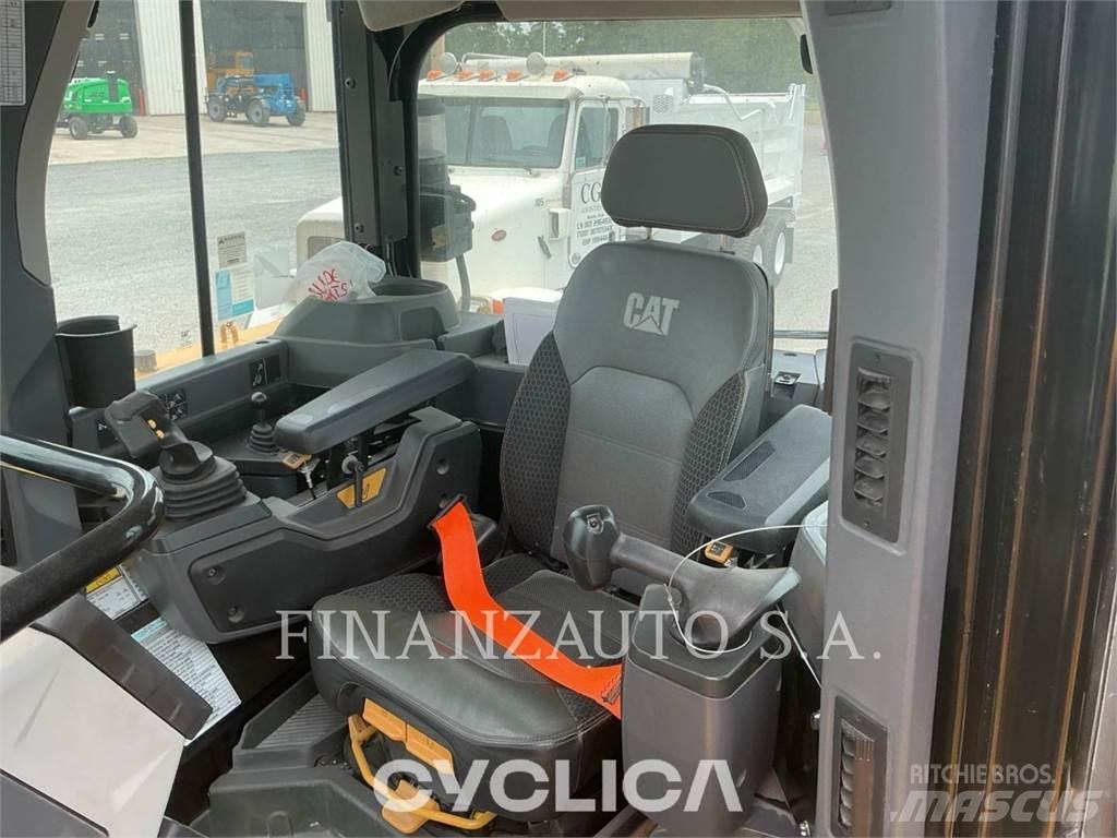 CAT D6T Buldožeri gusjeničari