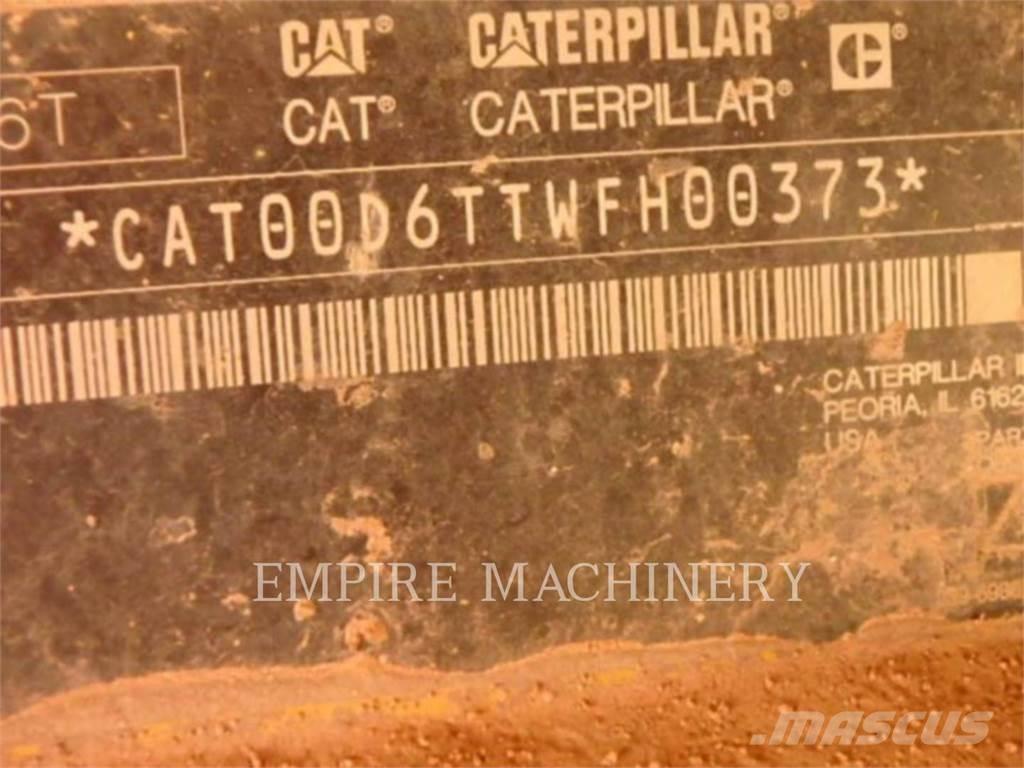 CAT D6T Buldožeri gusjeničari