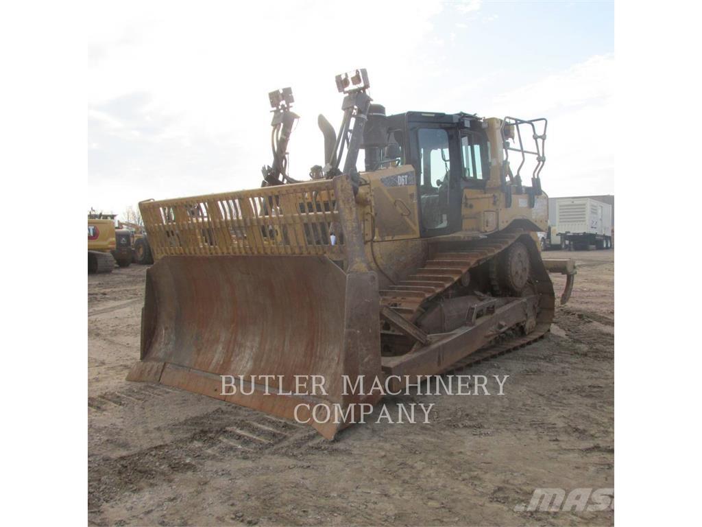 CAT D6T Buldožeri gusjeničari