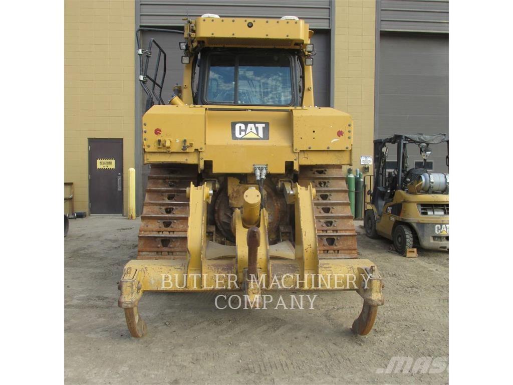 CAT D6T Buldožeri gusjeničari