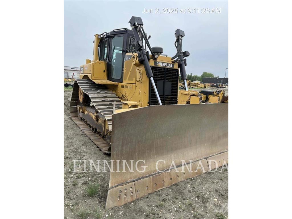 CAT D6T Buldožeri gusjeničari