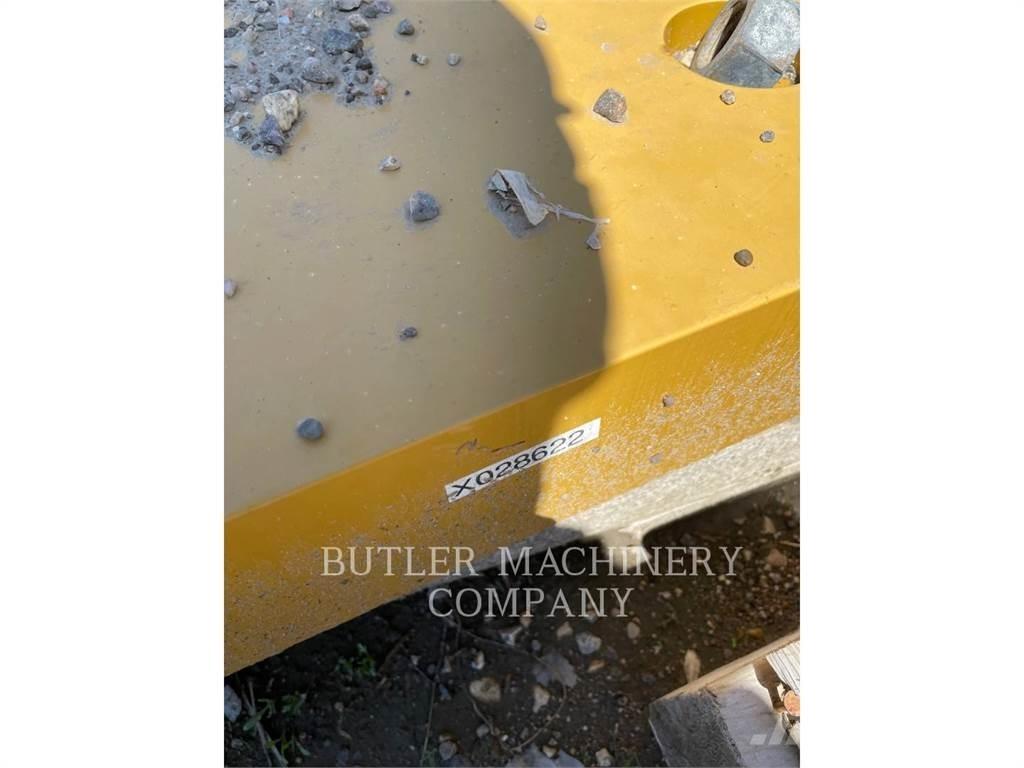 CAT D6T COUNTERWEIGHTS Građevinarstvo – ostalo