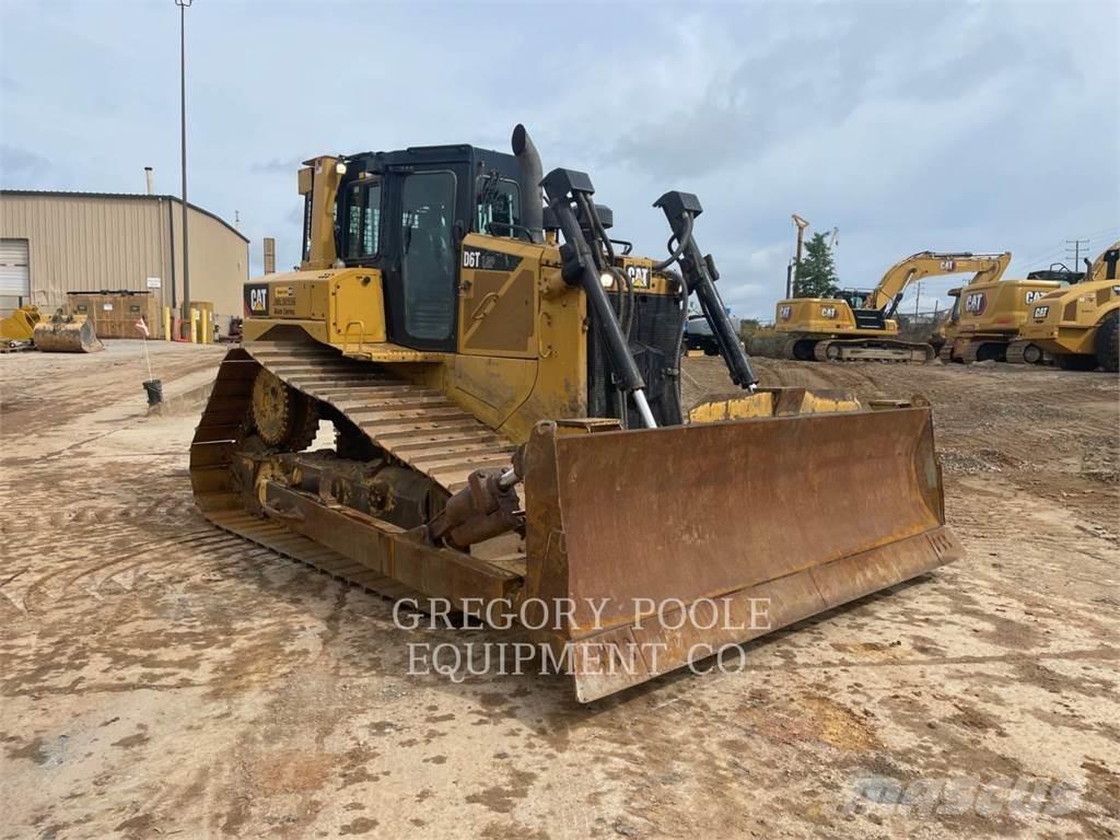 CAT D6T LGP Buldožeri gusjeničari