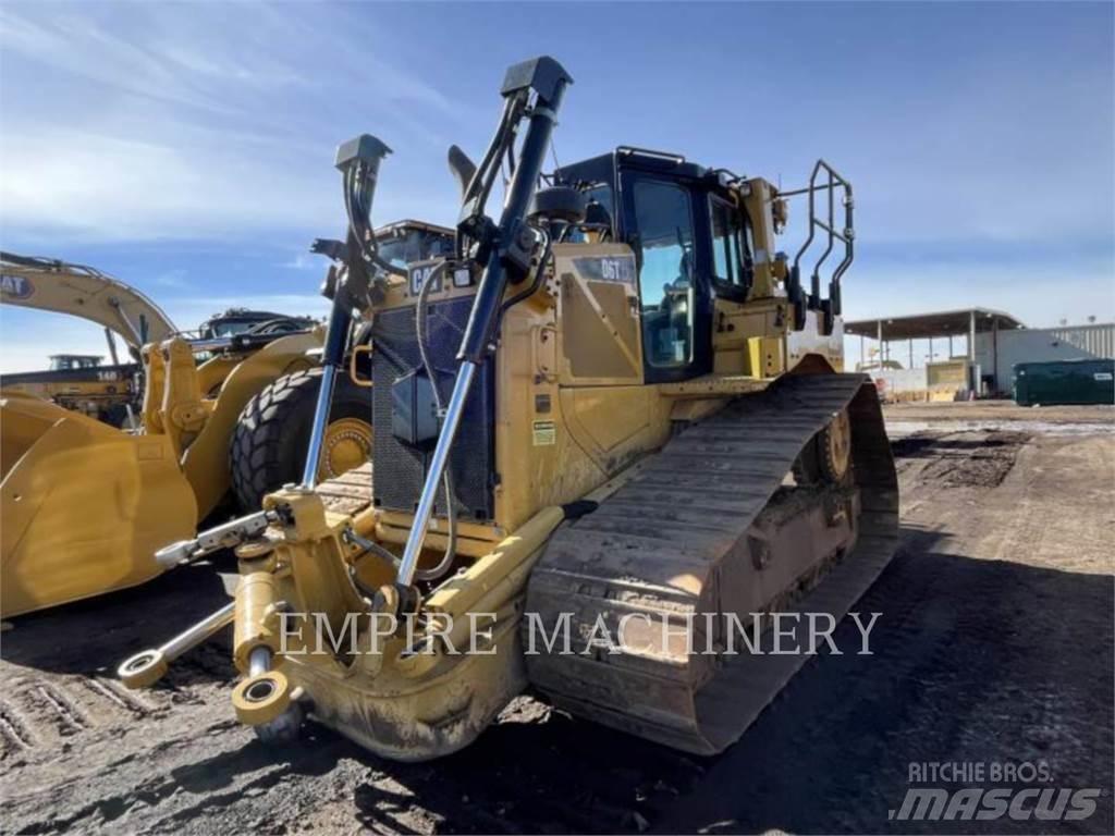 CAT D6T LGP Buldožeri gusjeničari