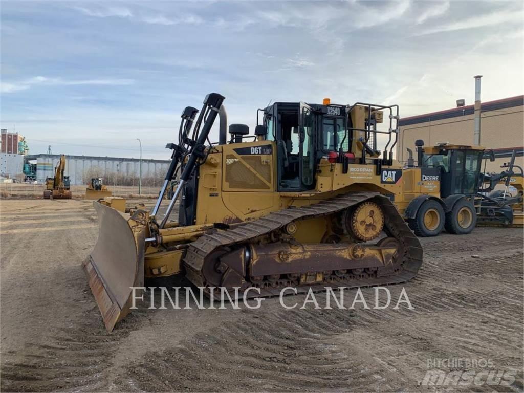 CAT D6T LGP Buldožeri gusjeničari