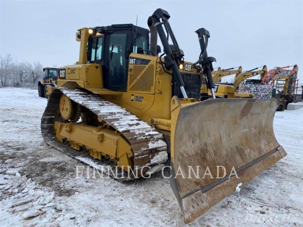 CAT D6T LGP Buldožeri gusjeničari