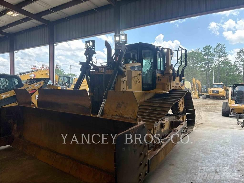 CAT D6T LGP ST Buldožeri gusjeničari