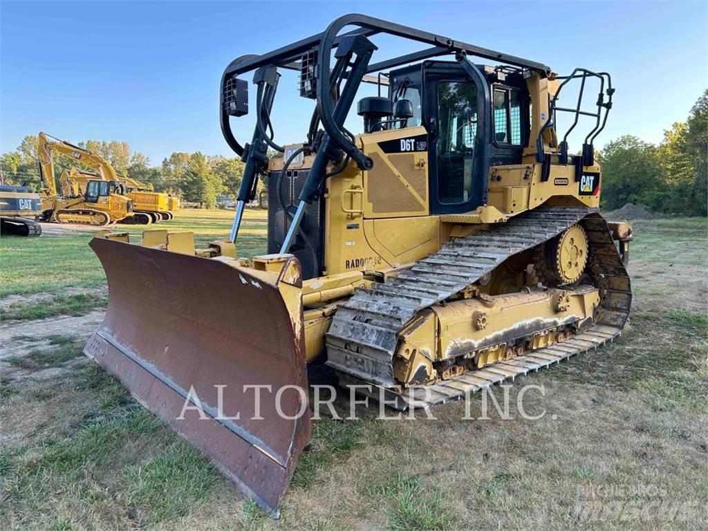 CAT D6T LGPPAT Buldožeri gusjeničari