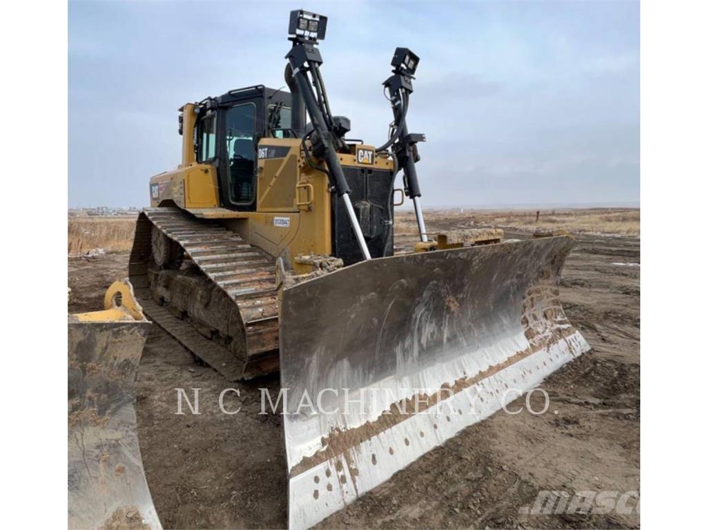 CAT D6T LGPVP Buldožeri gusjeničari