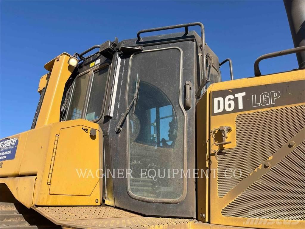 CAT D6T LGPVPT Buldožeri gusjeničari