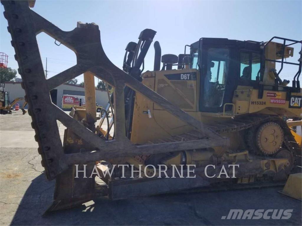 CAT D6T SL Buldožeri gusjeničari